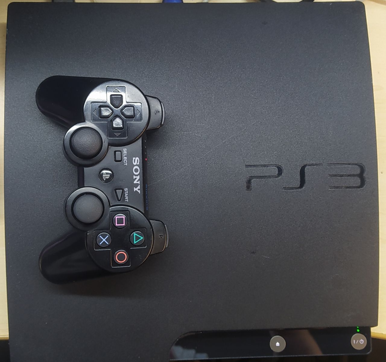 Продам PS 3 Slim 320 гб прошит HEN + игры