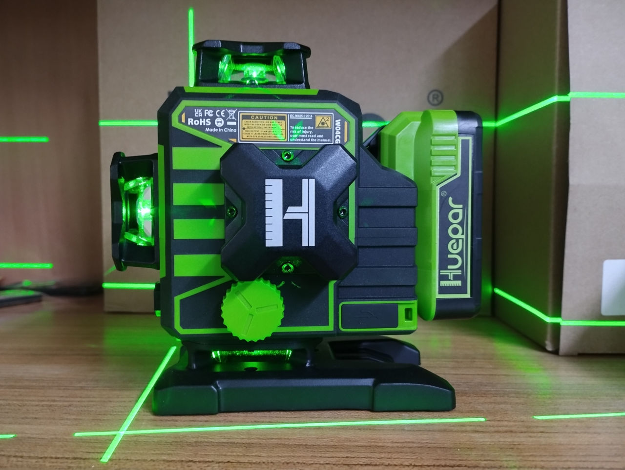 Новинка  ! Серия W. Модель Huepar W04 фото 0
