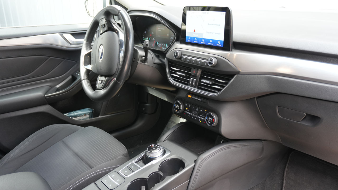 Ford Focus- Прокат // Rent // Chirie фото 6