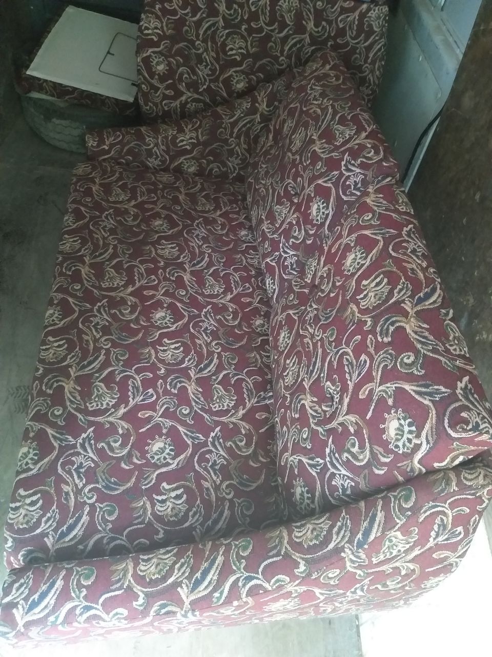 Диван в три сложения