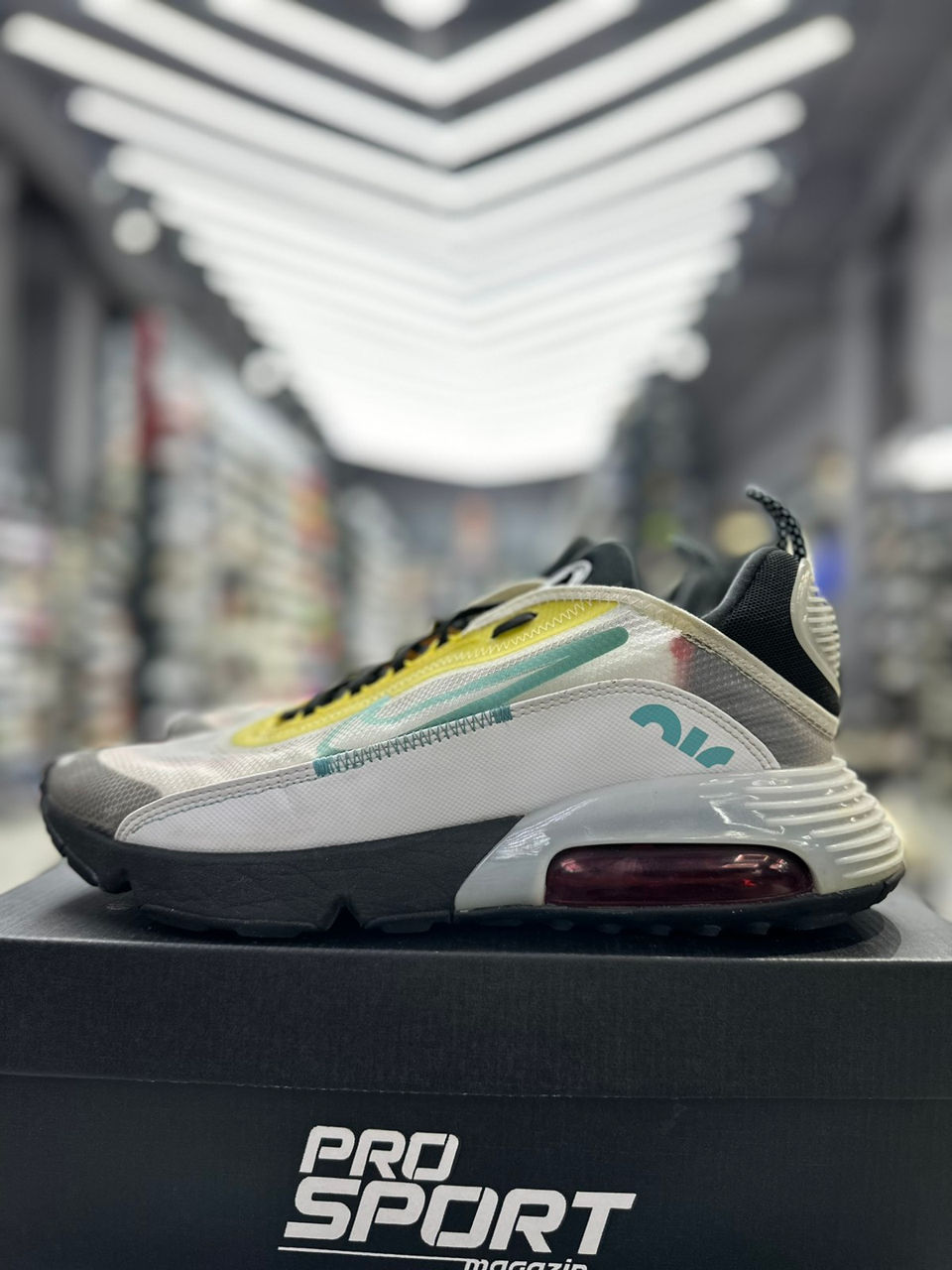 Adidasi Nike Air Max 2090 Originali foto 0