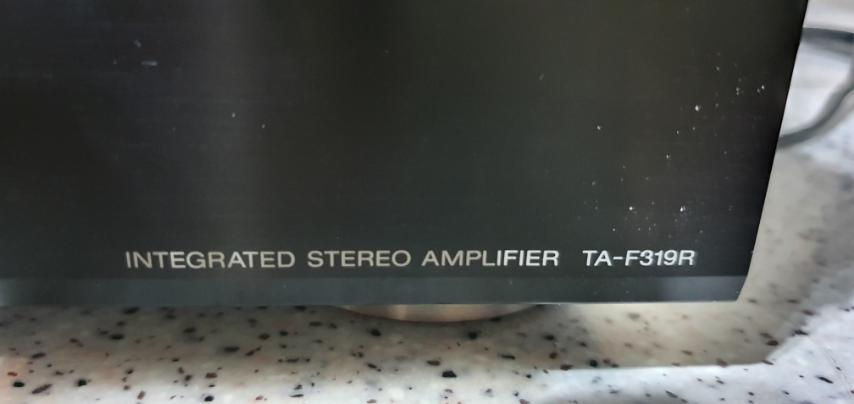 Sony TA - F319 R Integrated Stereo Amplifier foto 2