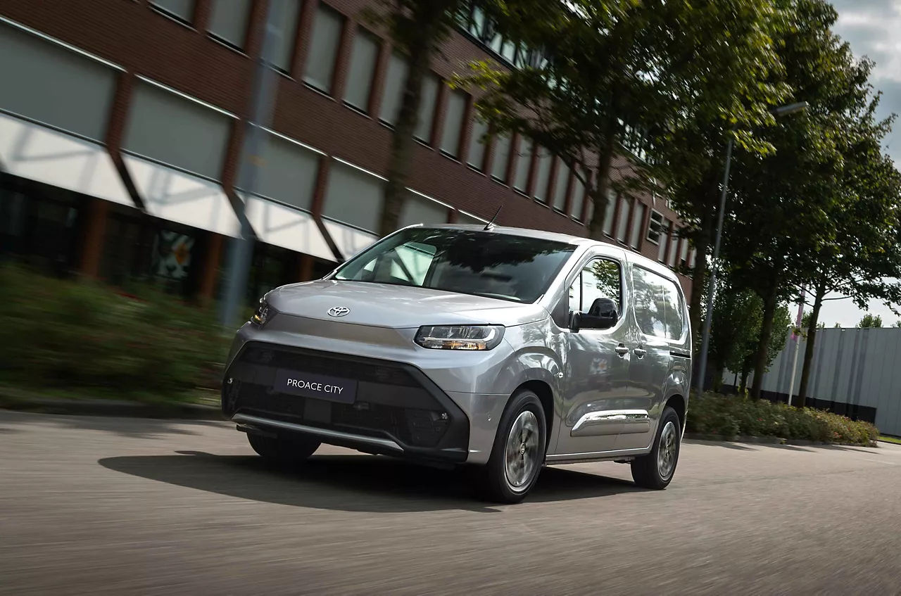 Toyota Proace City foto 2