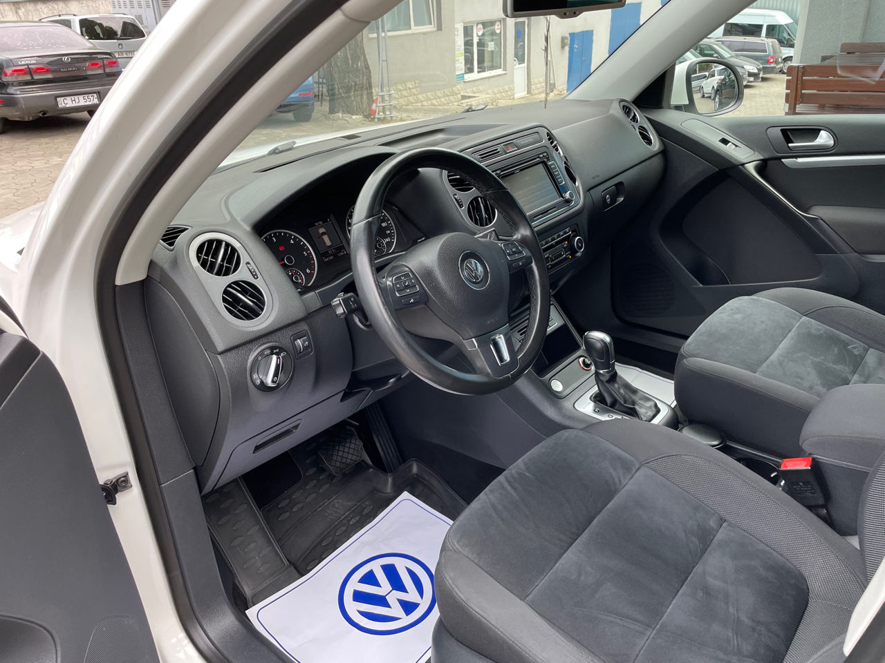 Volkswagen Tiguan фото 16