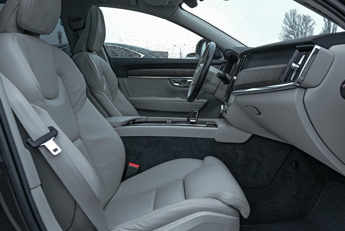 Volvo V90 Cross Country foto 6