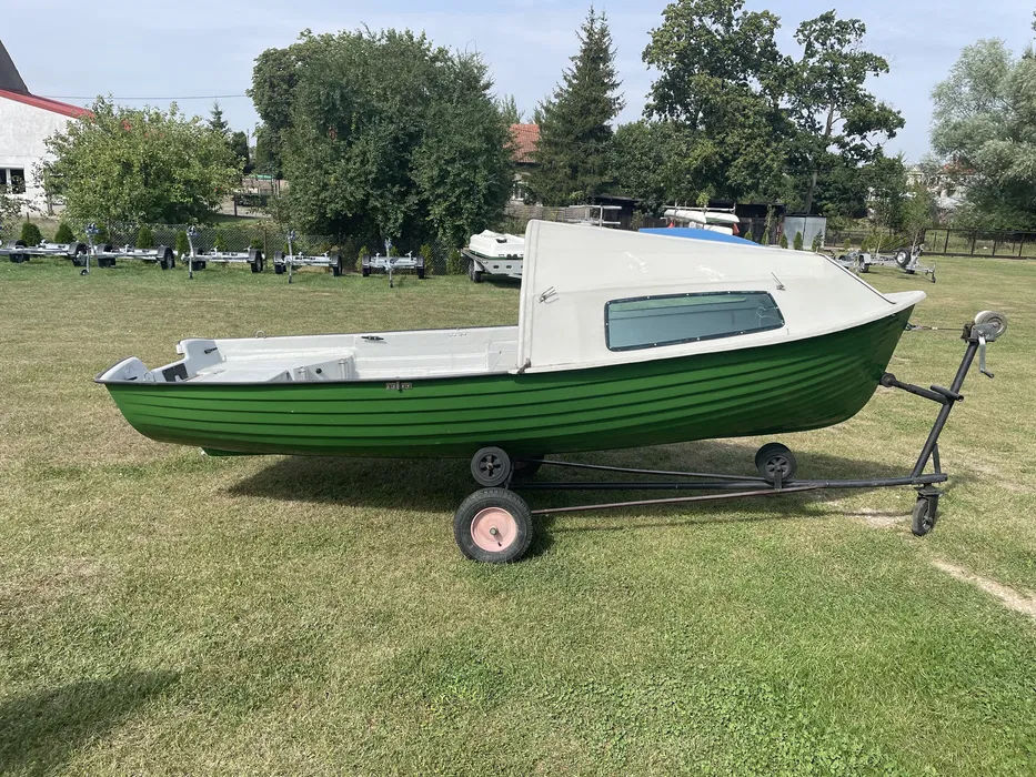 Barca 420*165 Meduza cu Cabina!!! foto 5