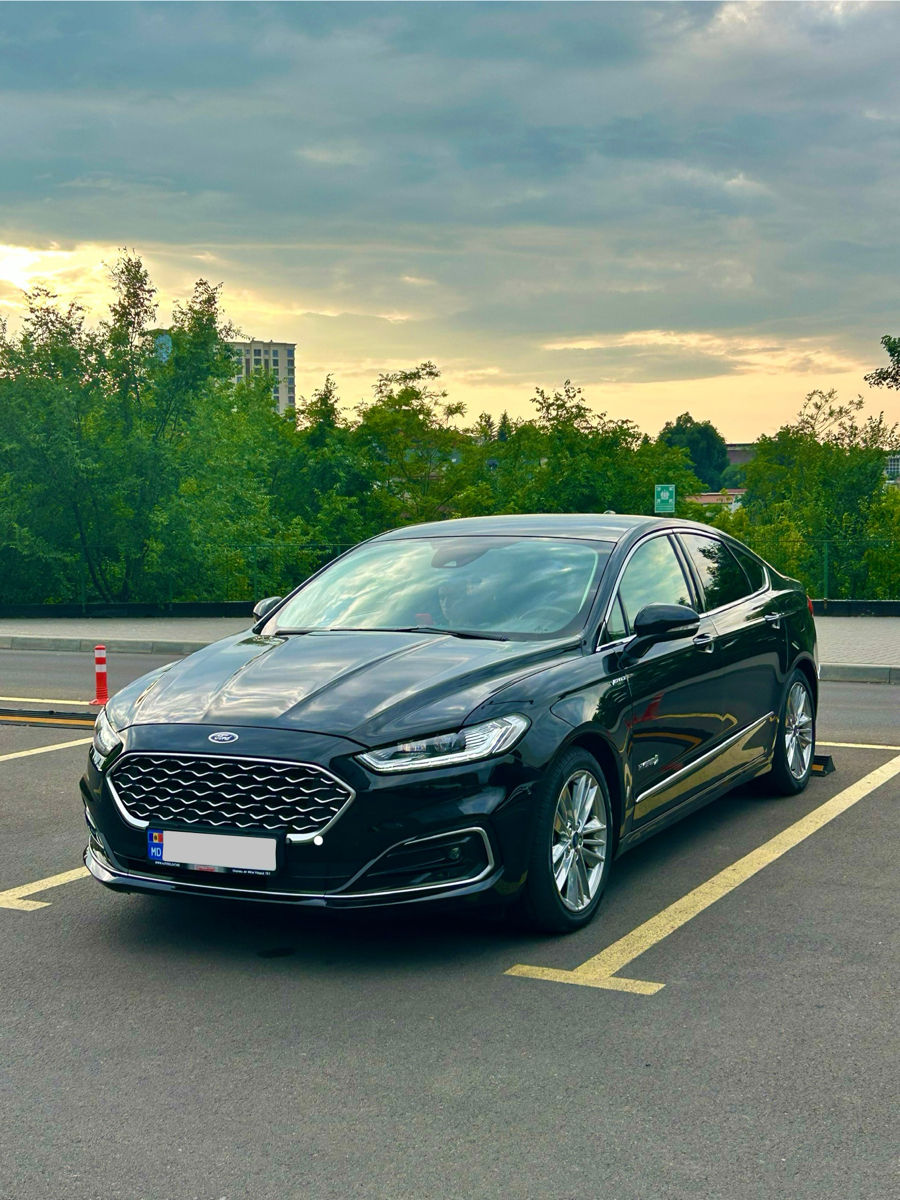 Ford Mondeo фото 0