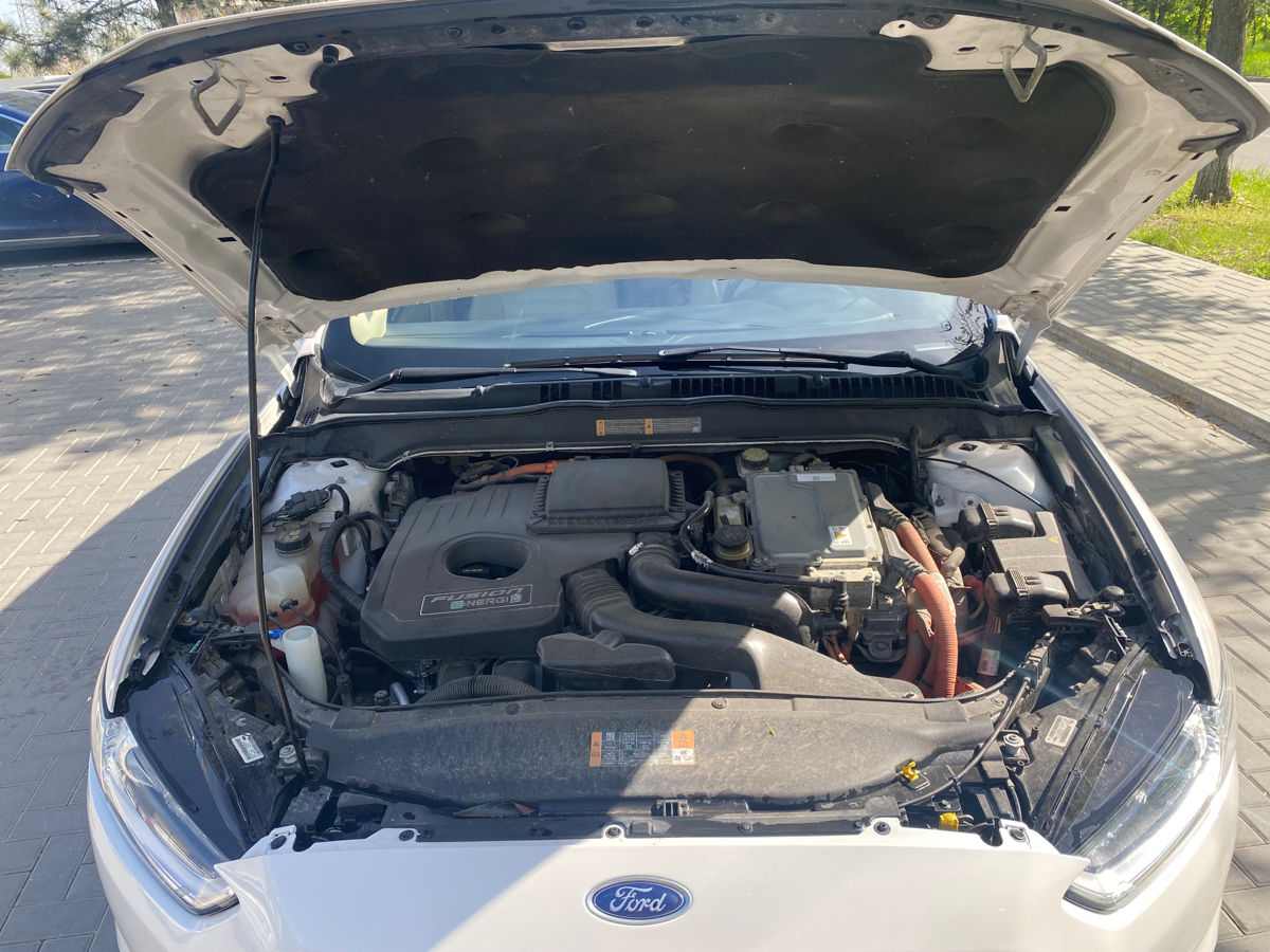 Ford Fusion фото 9
