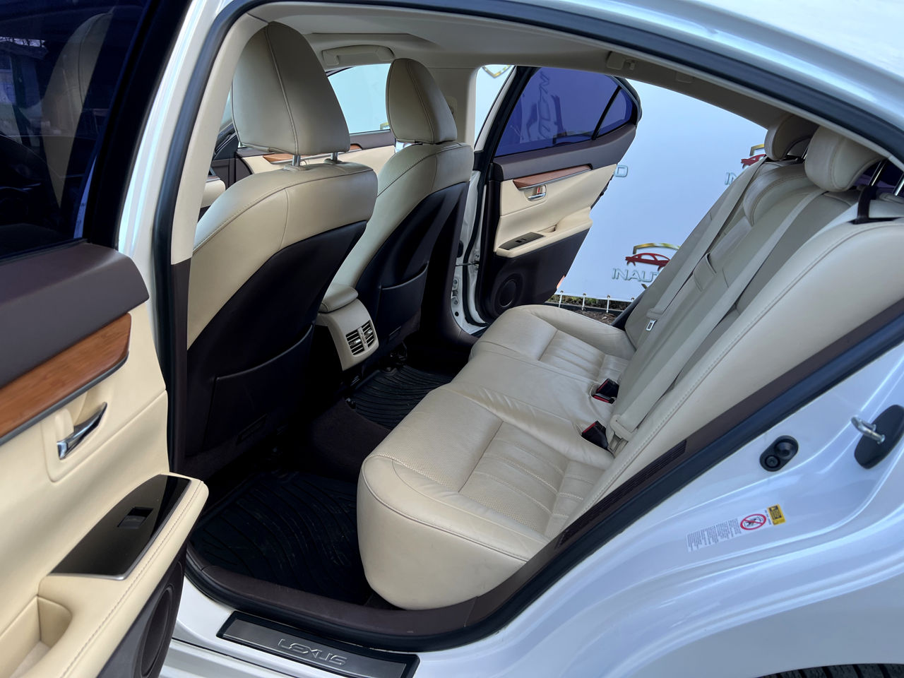 Lexus Es Series фото 14