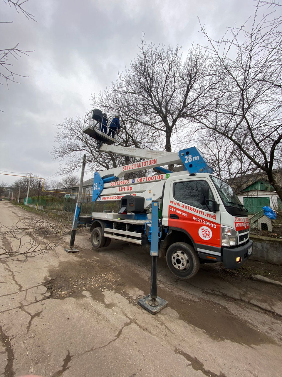 Servicii Autoturn/ lucrări la înălțime  24/7 foto 4