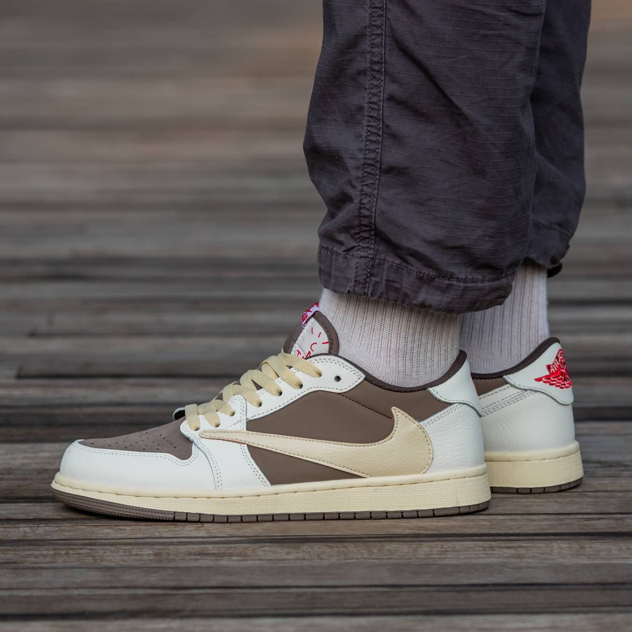 Nike Air Jordan 1 OG Low Reverse Mocha x Travis Scott foto 5