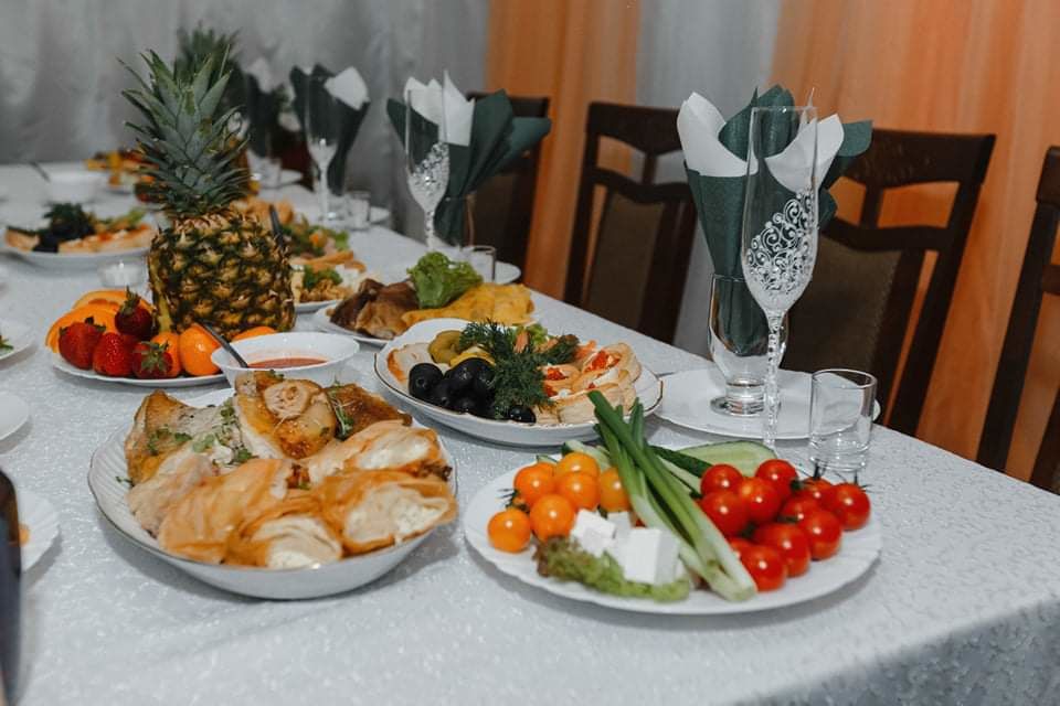 Sala de nunti, cumatrii, banchete, .cort de 20m/10m și 10m/5m... foto 3