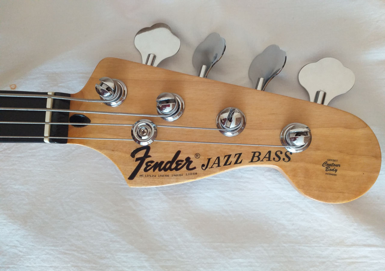 Basso elettrico Fender Jazz bass del 1974 – Mari by Redivivus
