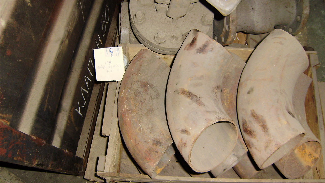 Отвод металлический диам 150 мм