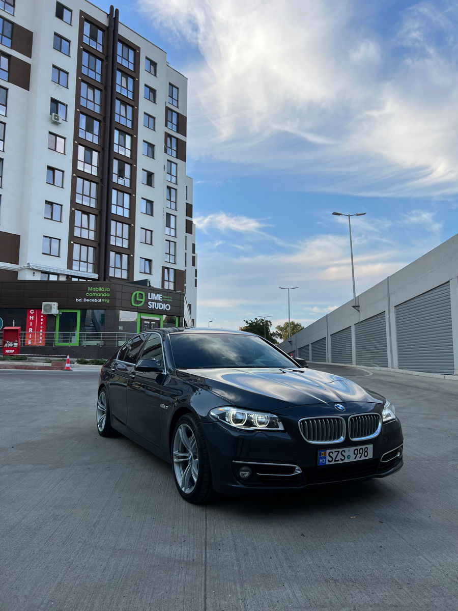 BMW 5 Series foto 0