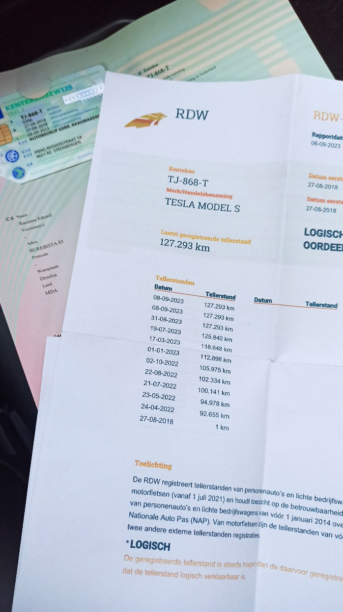 Tesla Model S foto 2