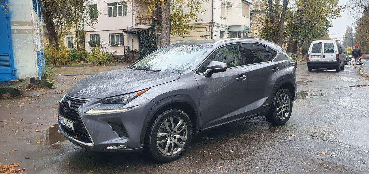 Lexus NX Series фото 1