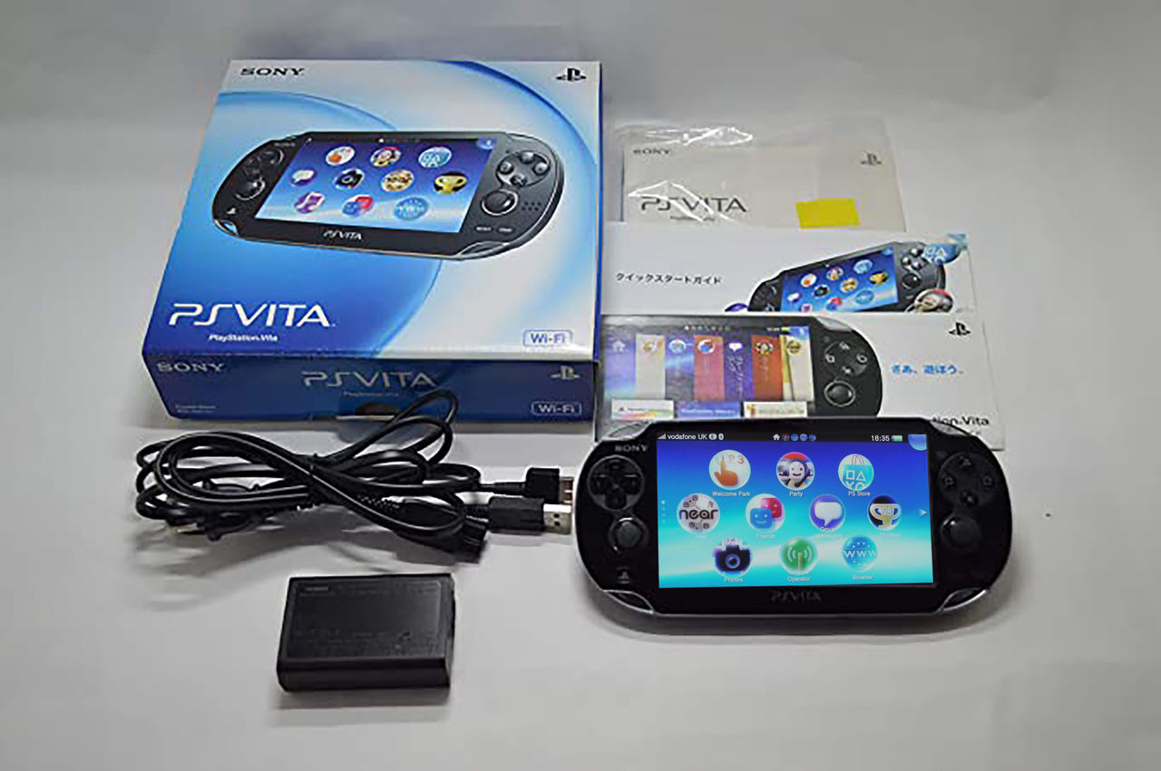 Ps Vita (прошитый) коробка, документы +8gb