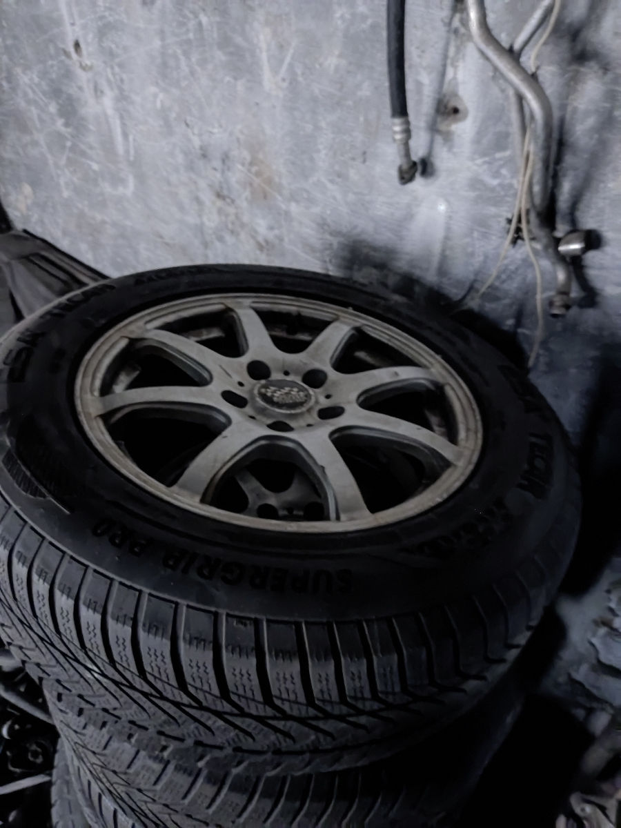 215-65 R16 foto 5