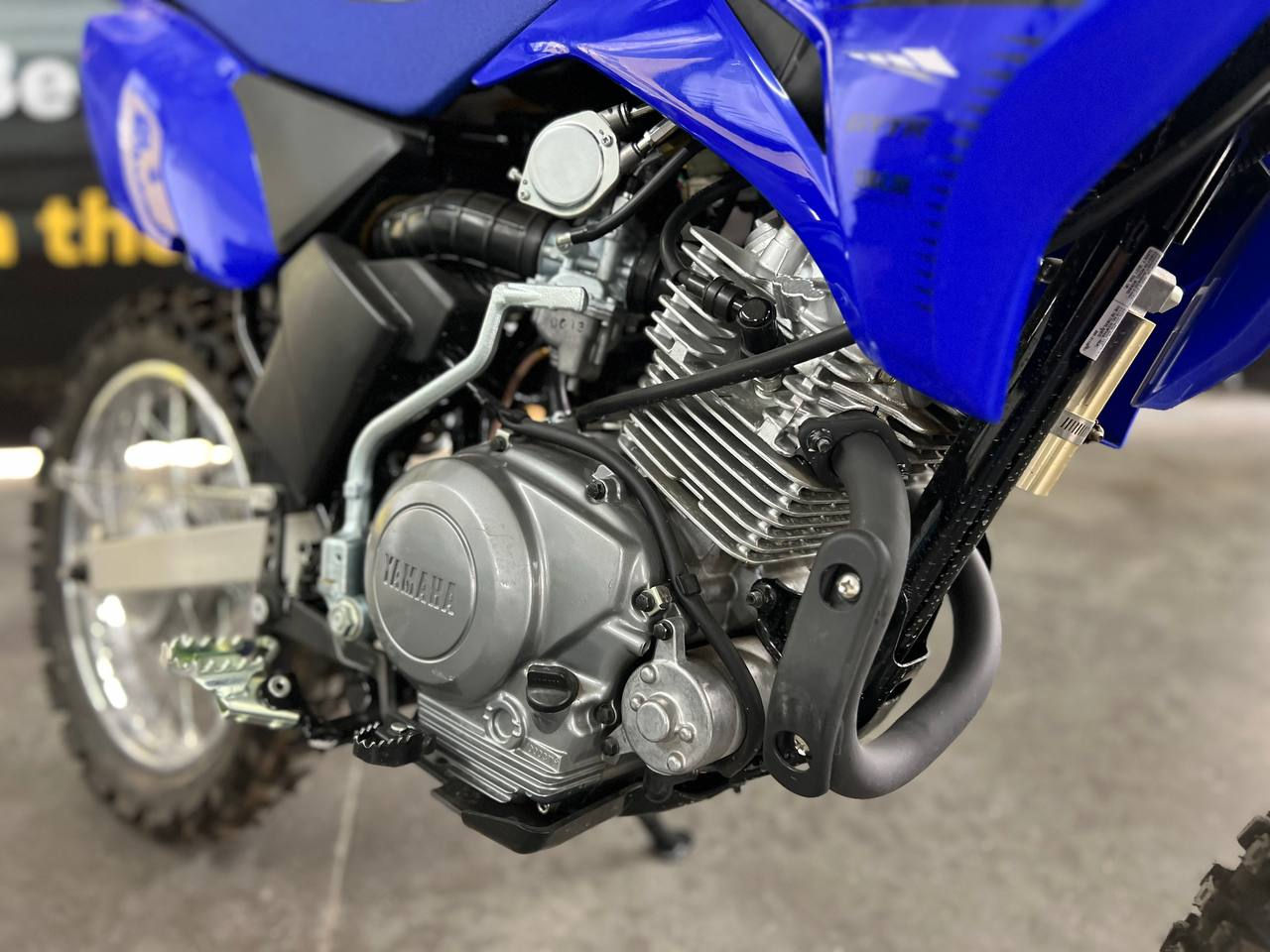 Yamaha TT-R 125 foto 3