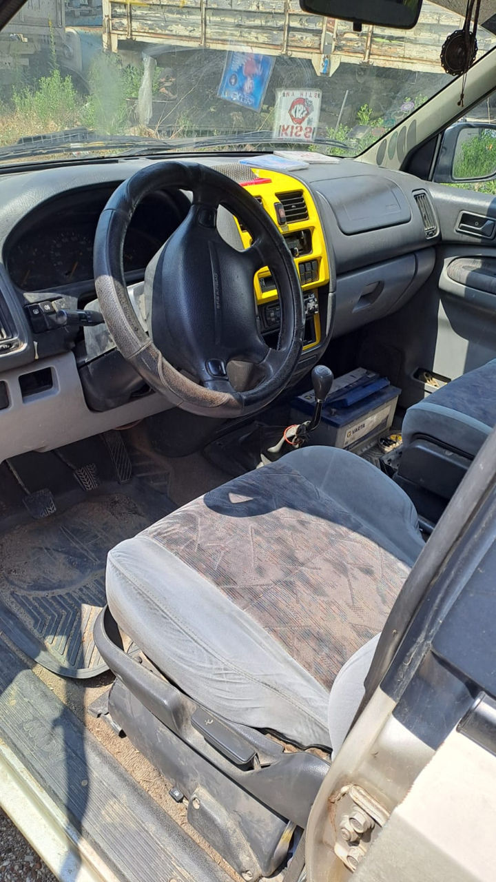 Mazda MPV foto 3
