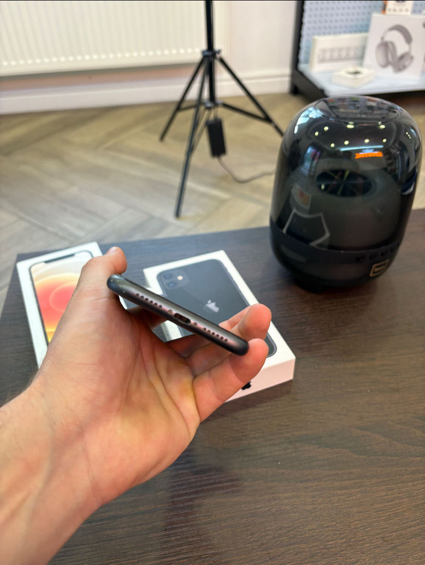 iPhone 11  foto 1