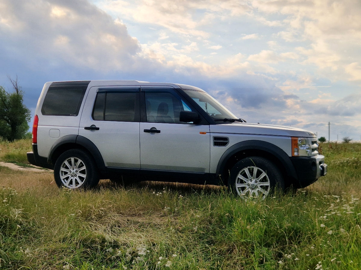 Land Rover Discovery foto 2