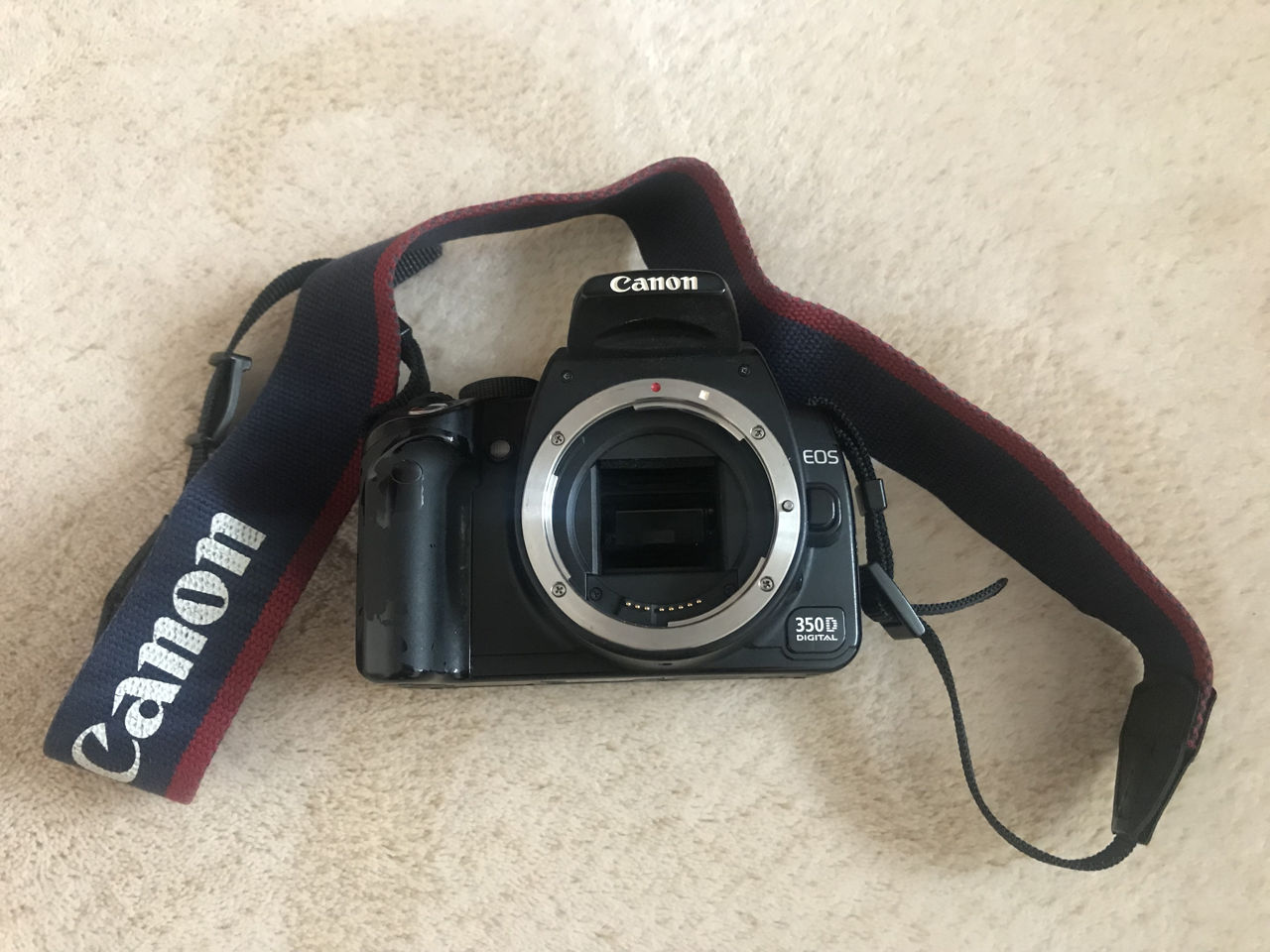 Продаю фотоаппарат EOS 350D Digital