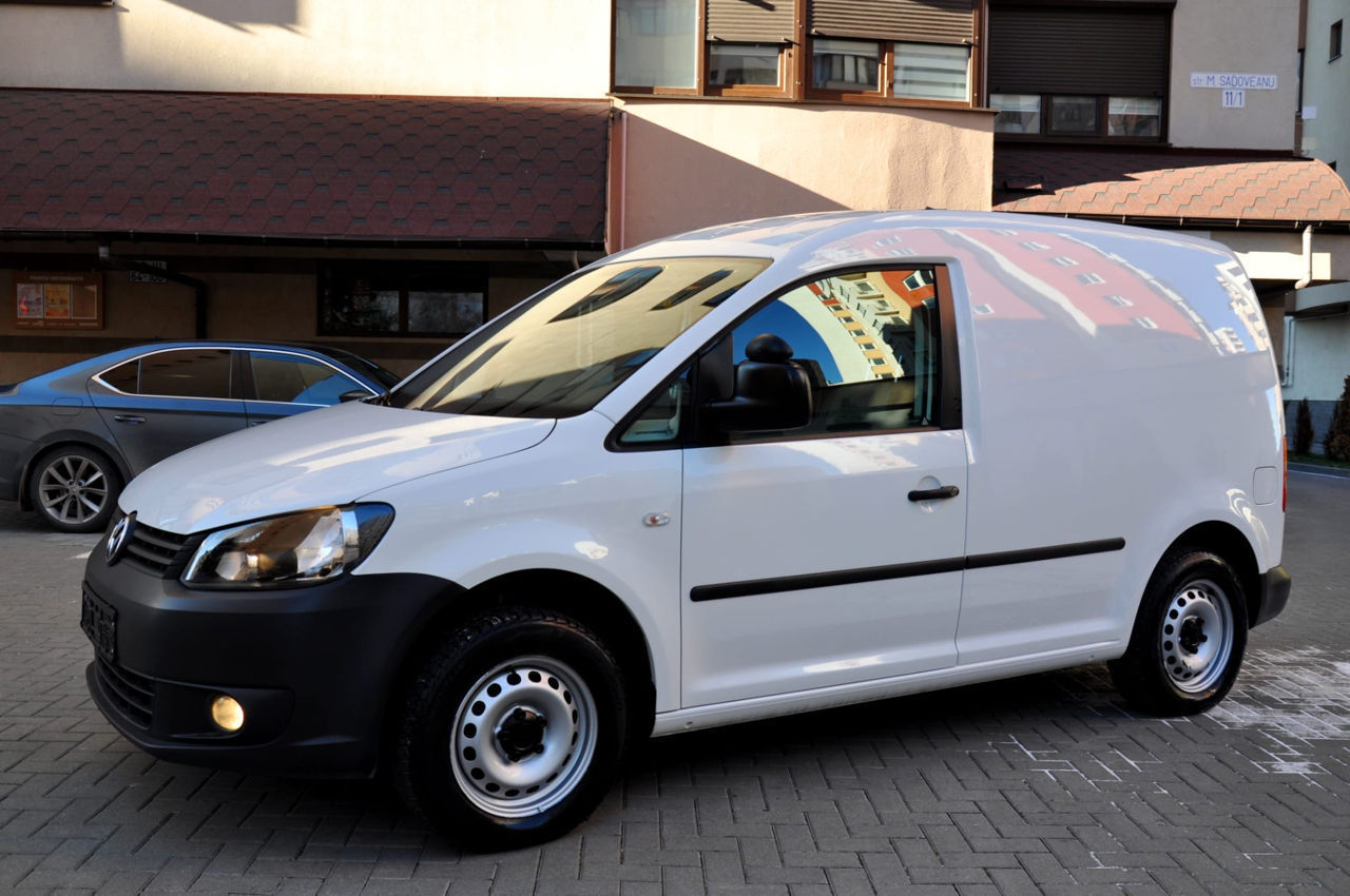 Volkswagen Caddy фото 0