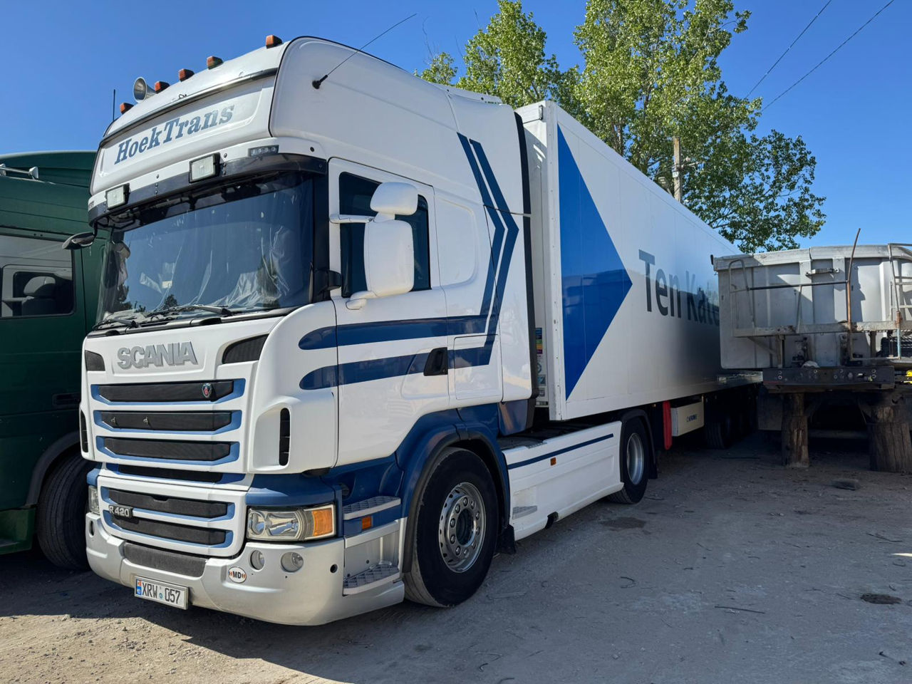 Scania R420 foto 0