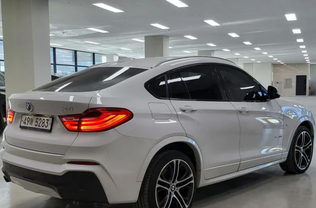 BMW X4 foto 1