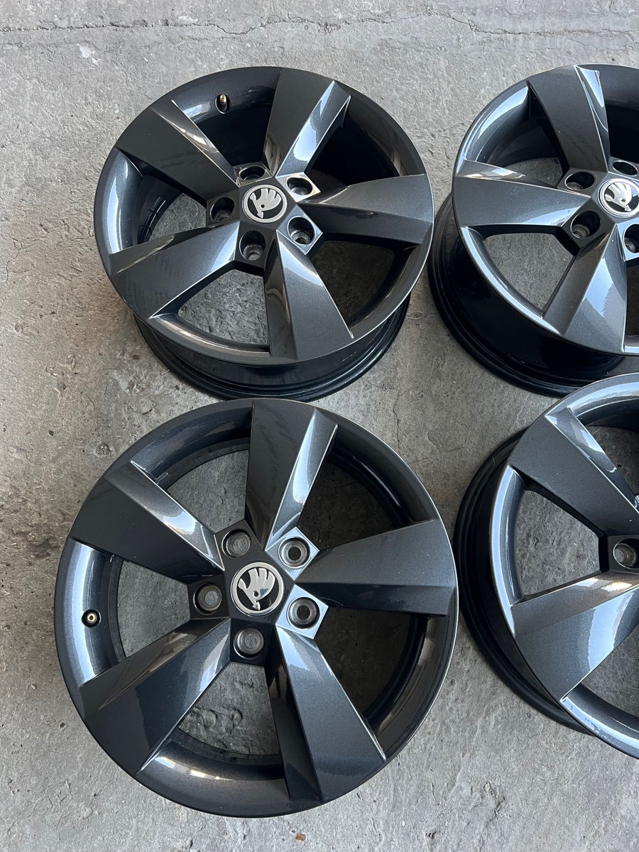 5x112 R16 Skoda foto 1