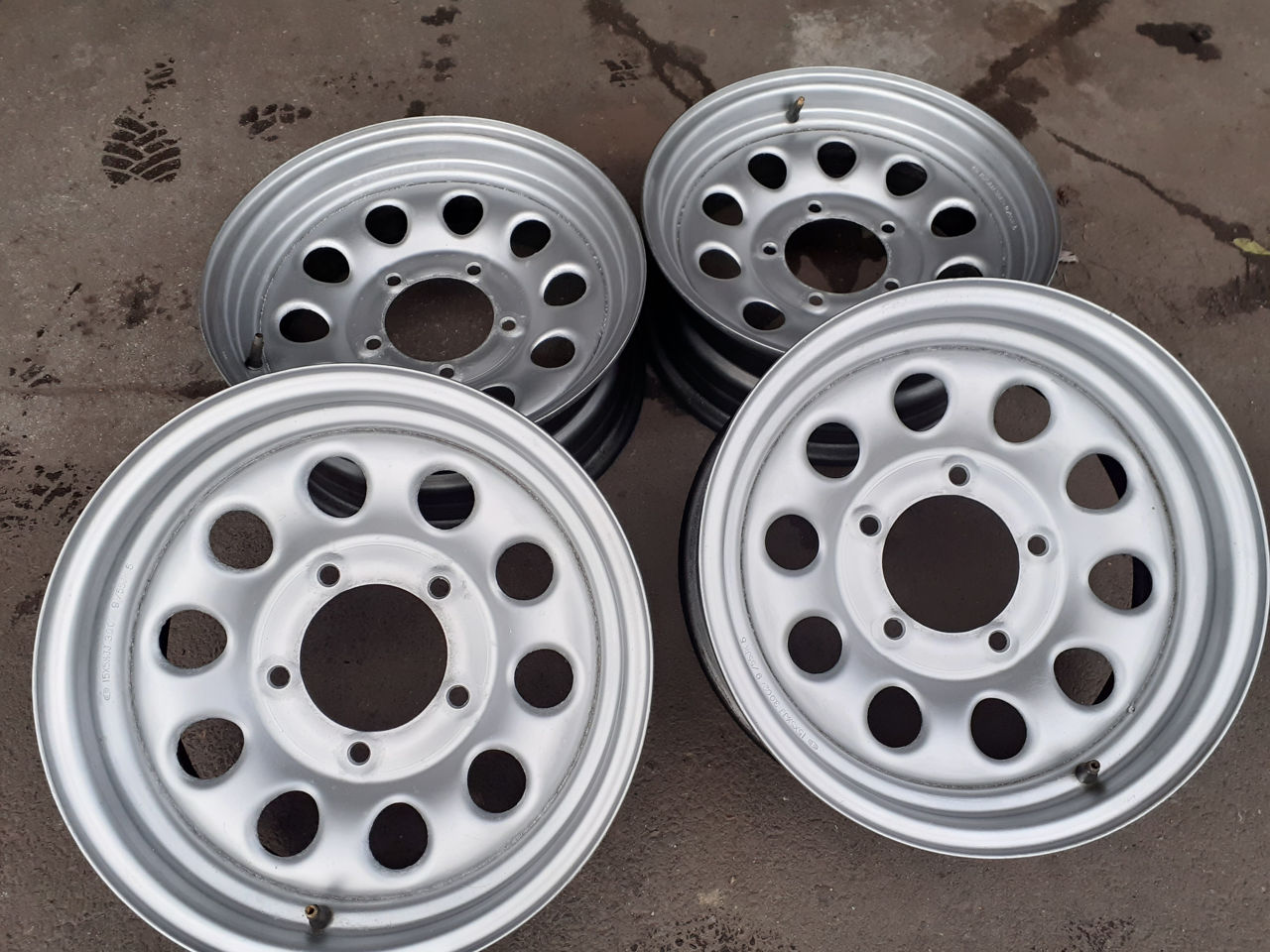 Диски Suzuki Jimni-(Niva-Yaz)-R15(5х139.7)