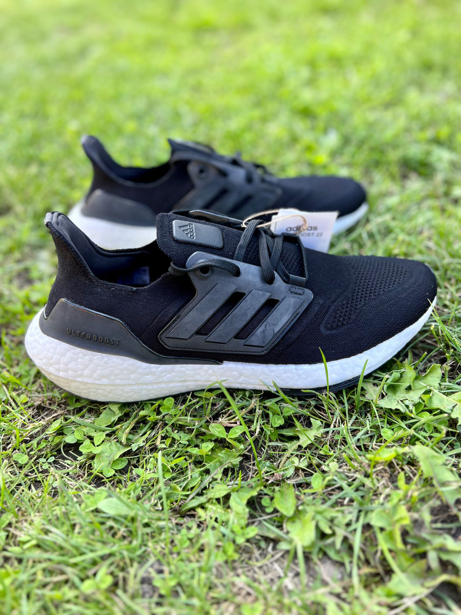 Adidas UltraBoost 22 GX3062 оригинал foto 2