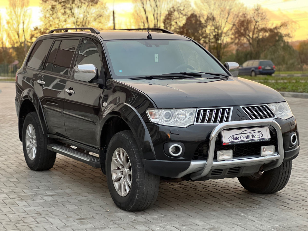 Mitsubishi Pajero Sport foto 6