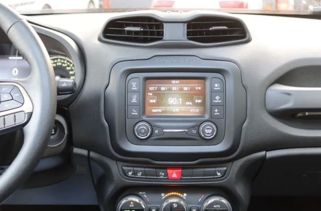 Jeep Renegade foto 8