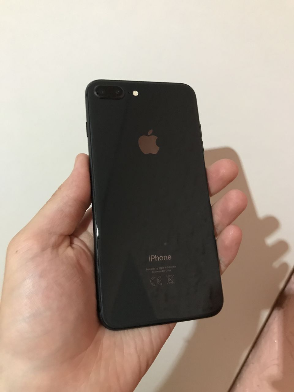 Айфон 8 плюс память. Iphone 8 Plus Black. Iphone 8 черный.
