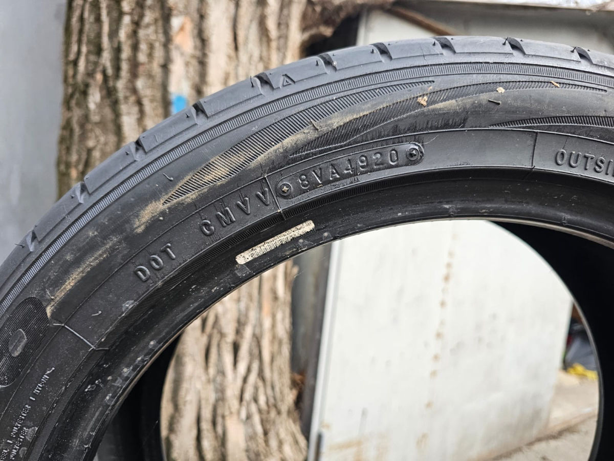 Toyo 235/45 R18