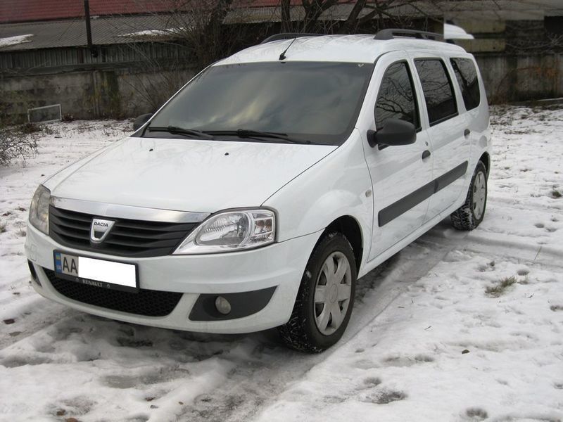 Dacia Logan foto 1