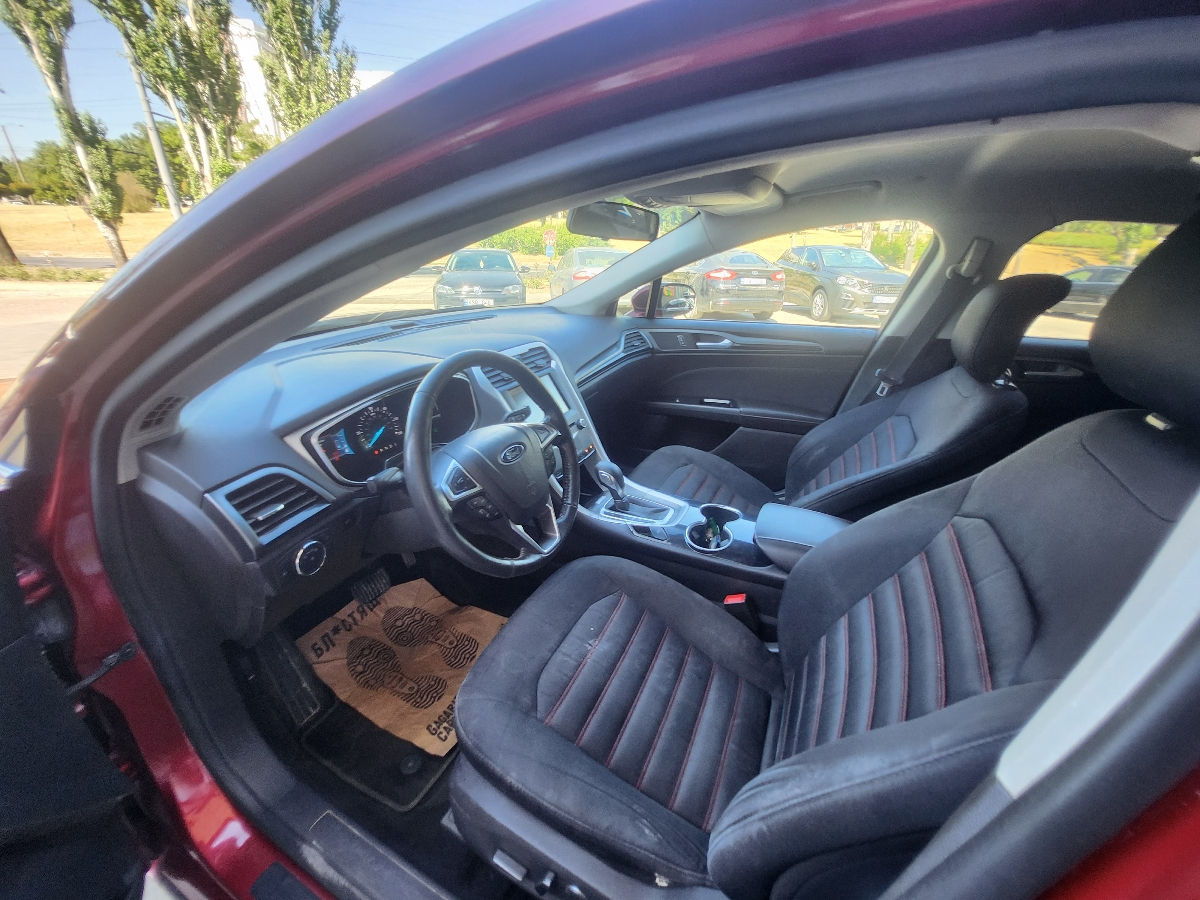 Ford Fusion фото 15
