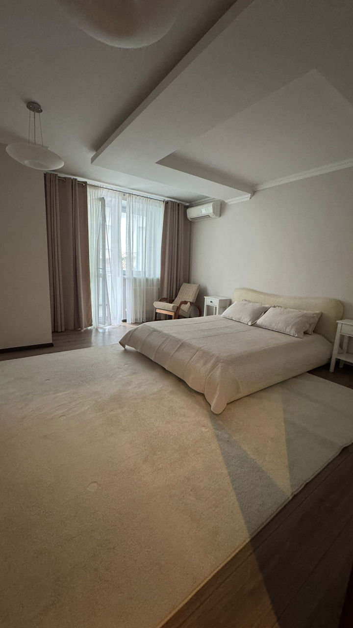 Apartament cu 3 camere,  Centru,  Chișinău,  Chișinău mun. foto 1