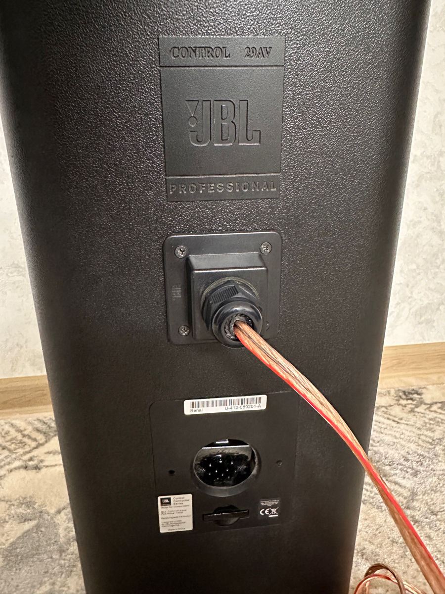 Vind boxe profesionale JBL 29AV foto 2