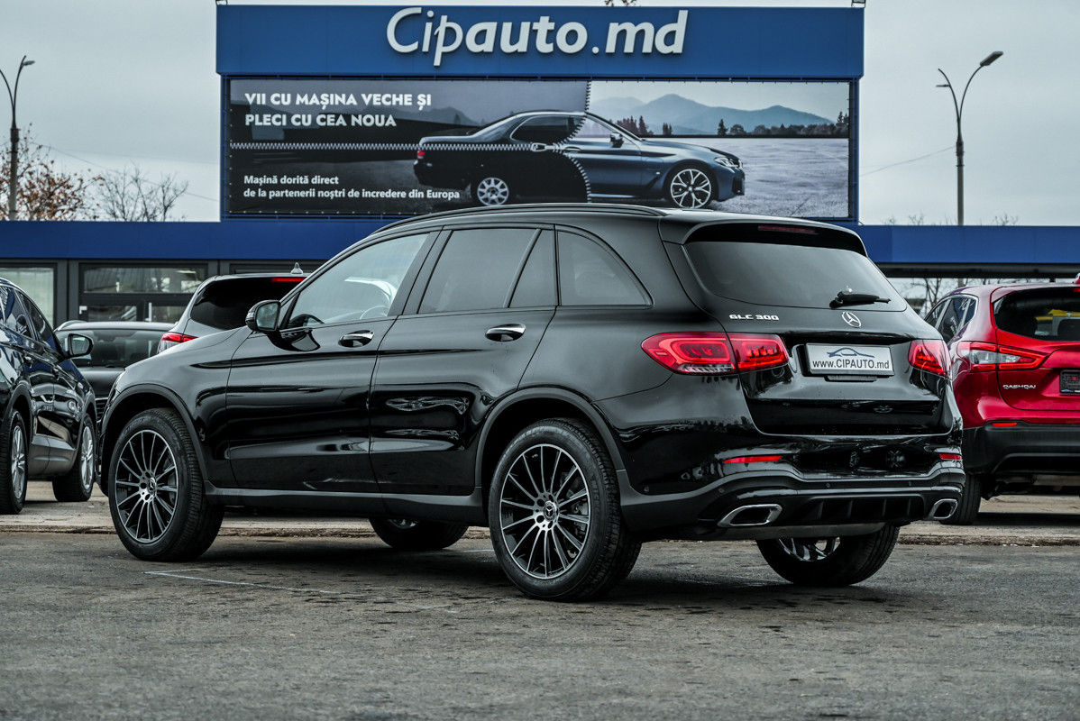 Mercedes GLC foto 1