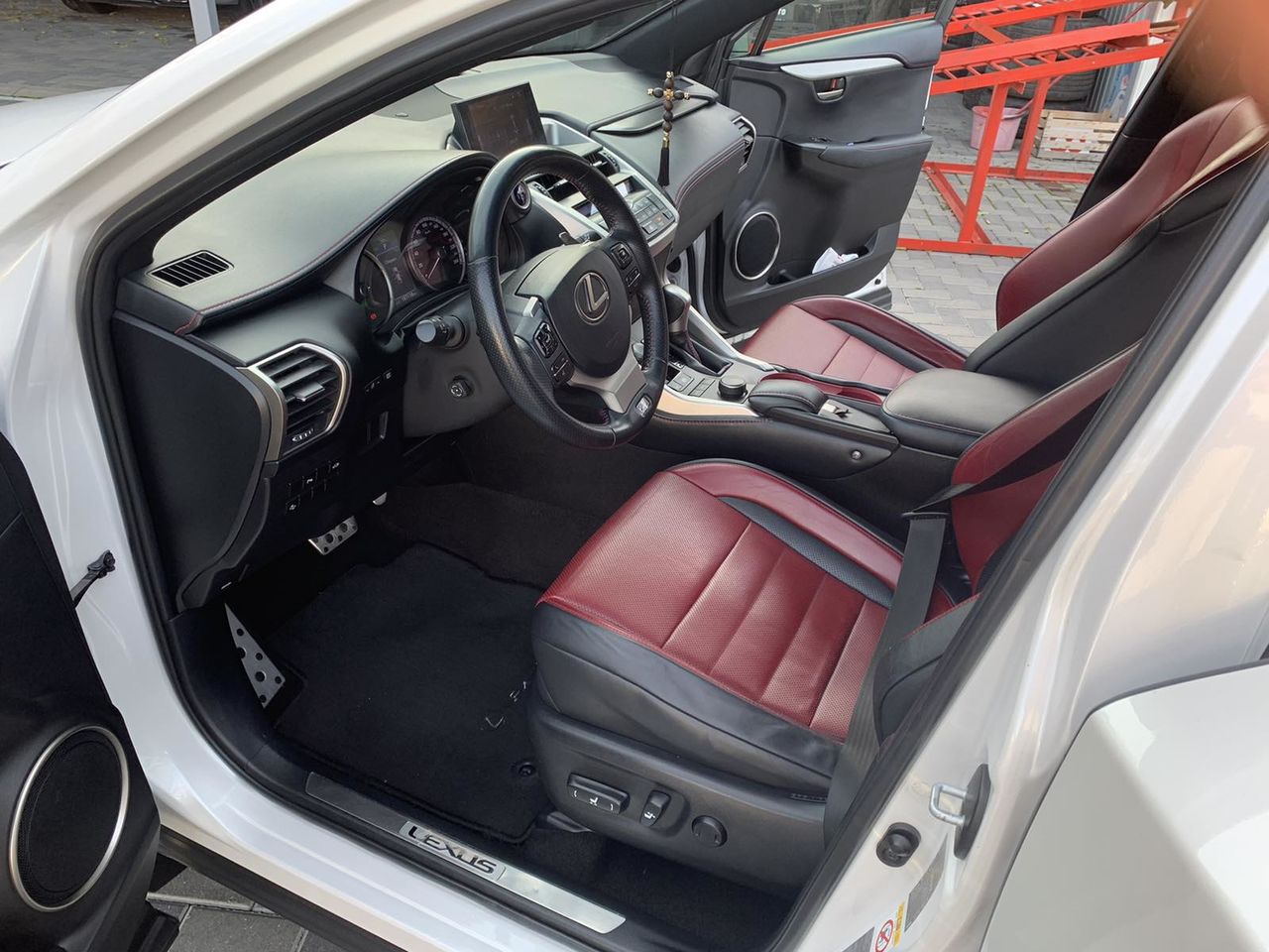 Lexus NX Series foto 6
