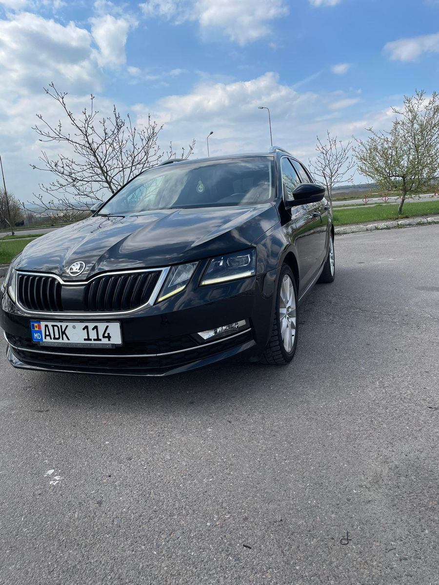 Skoda Octavia foto 1