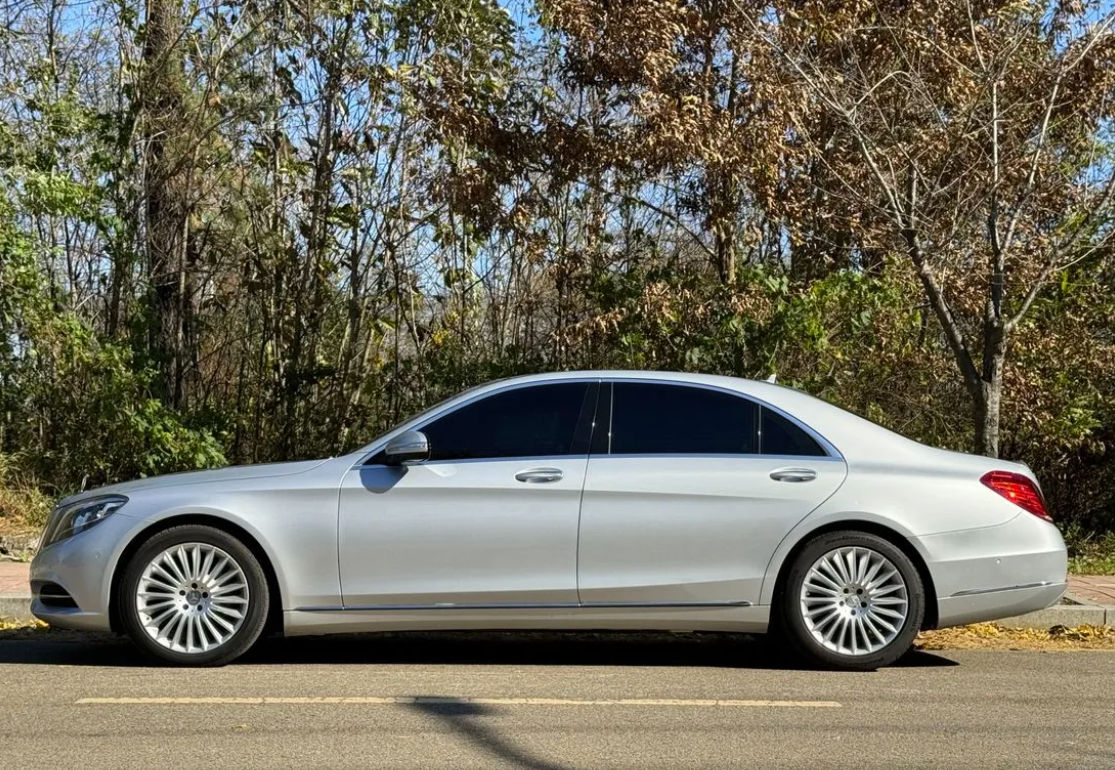 Mercedes S Class foto 1