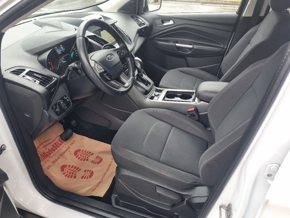 Ford Kuga 2017 photo 9