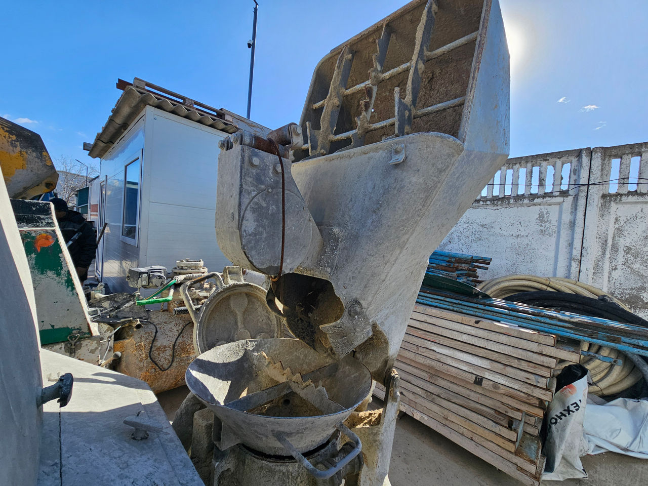 Vând pompă electrică pentru șapă ludger glaap & fritze brinkmann – ideală pentru construcții! фото 10