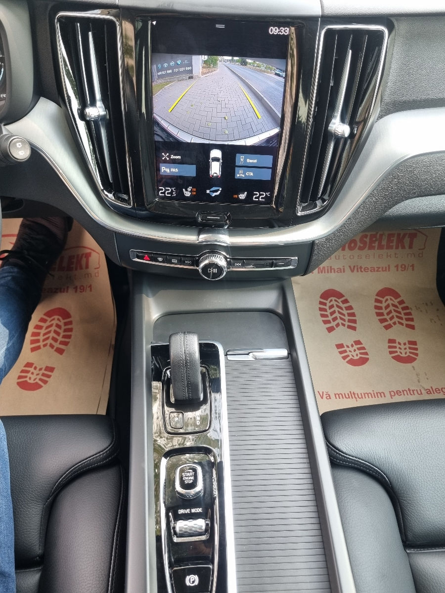 Volvo XC60 2021 photo 17