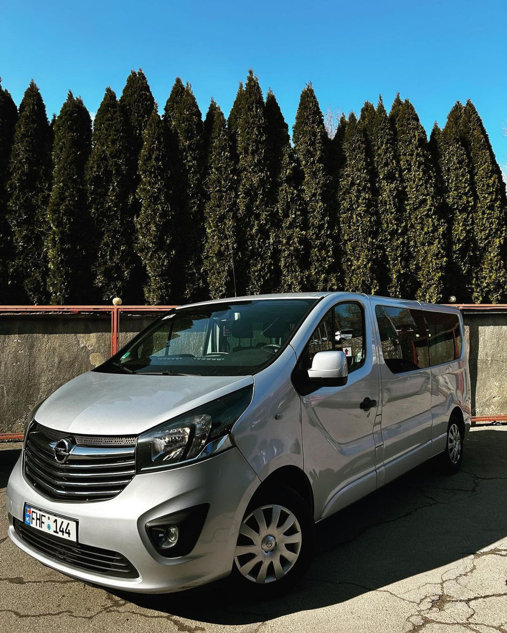 Chirie auto / rent a car / авто прокат  chisinau (aeroport - botanica - centru) foto 8